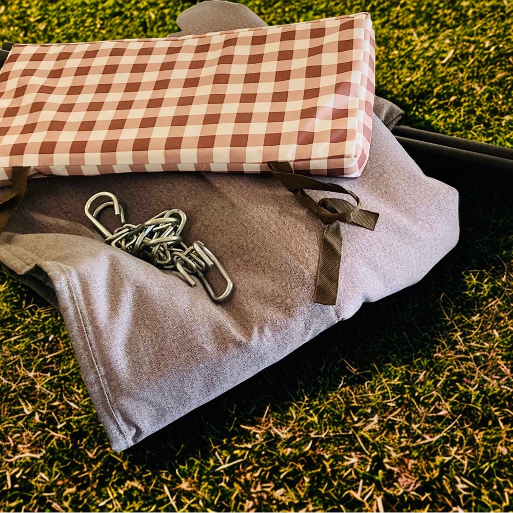 NEW Hammock with Checkered Cushion